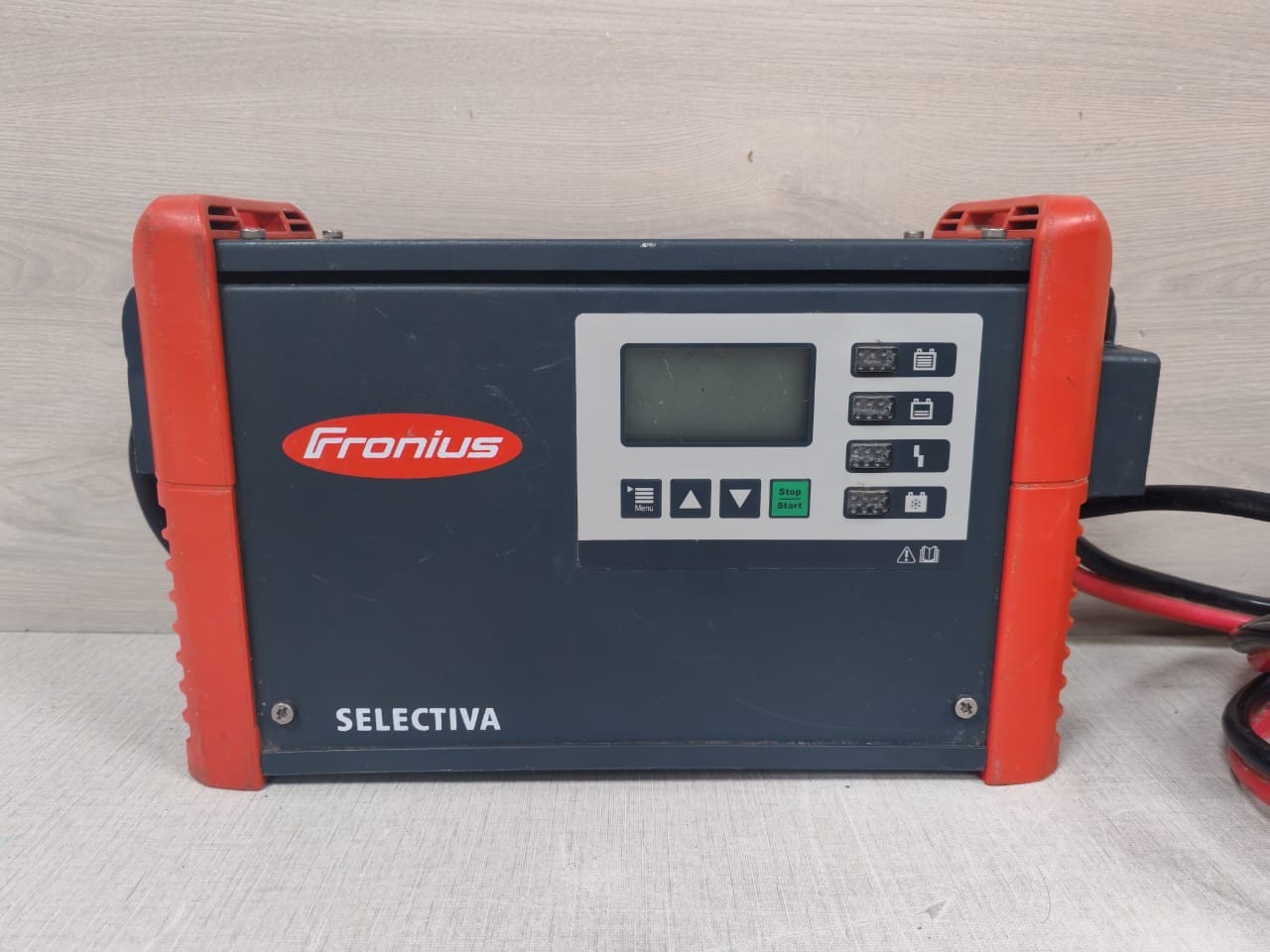 FRONIUS 4 010 461 FRONIUS SELECTIVA 2050 2KW P/N 4 010 461 230V 6