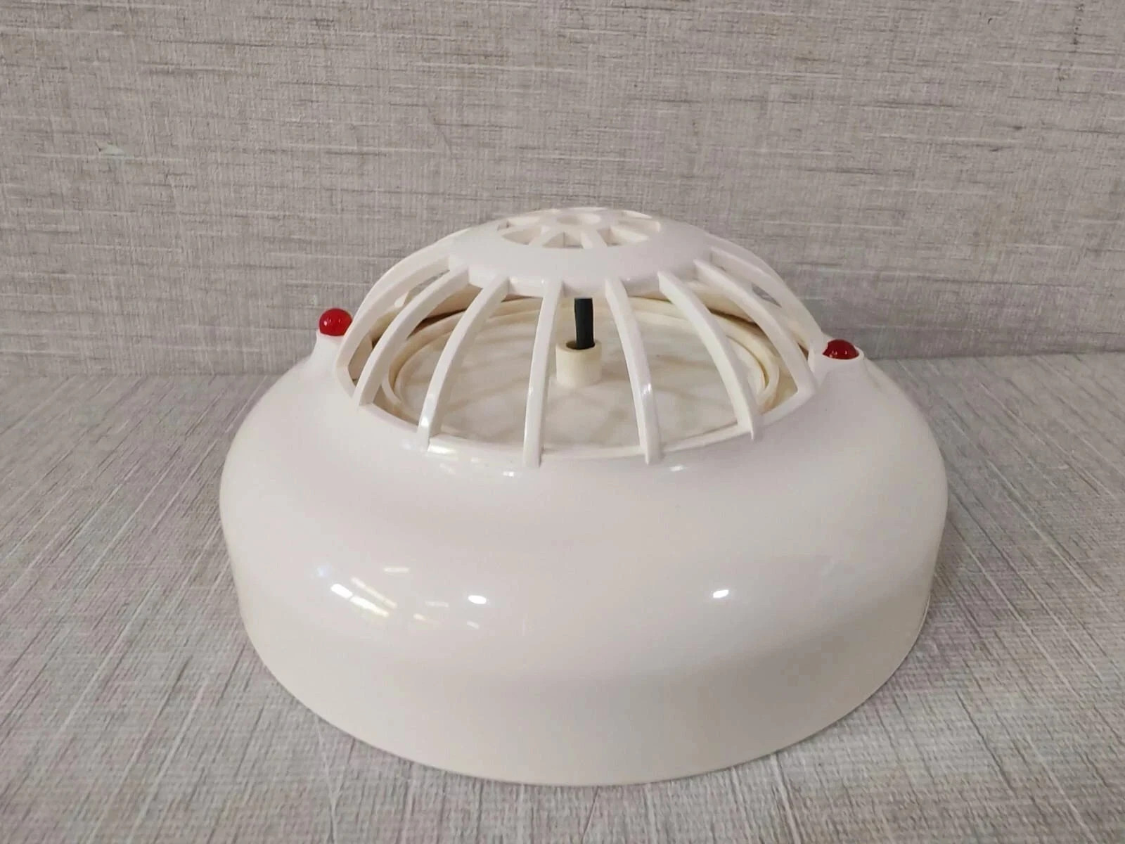 MAVIGUARD MG-300 MAVIGUARD MG-300 CONVENTIONAL RATE OF RISE HEAT DETECTOR 3