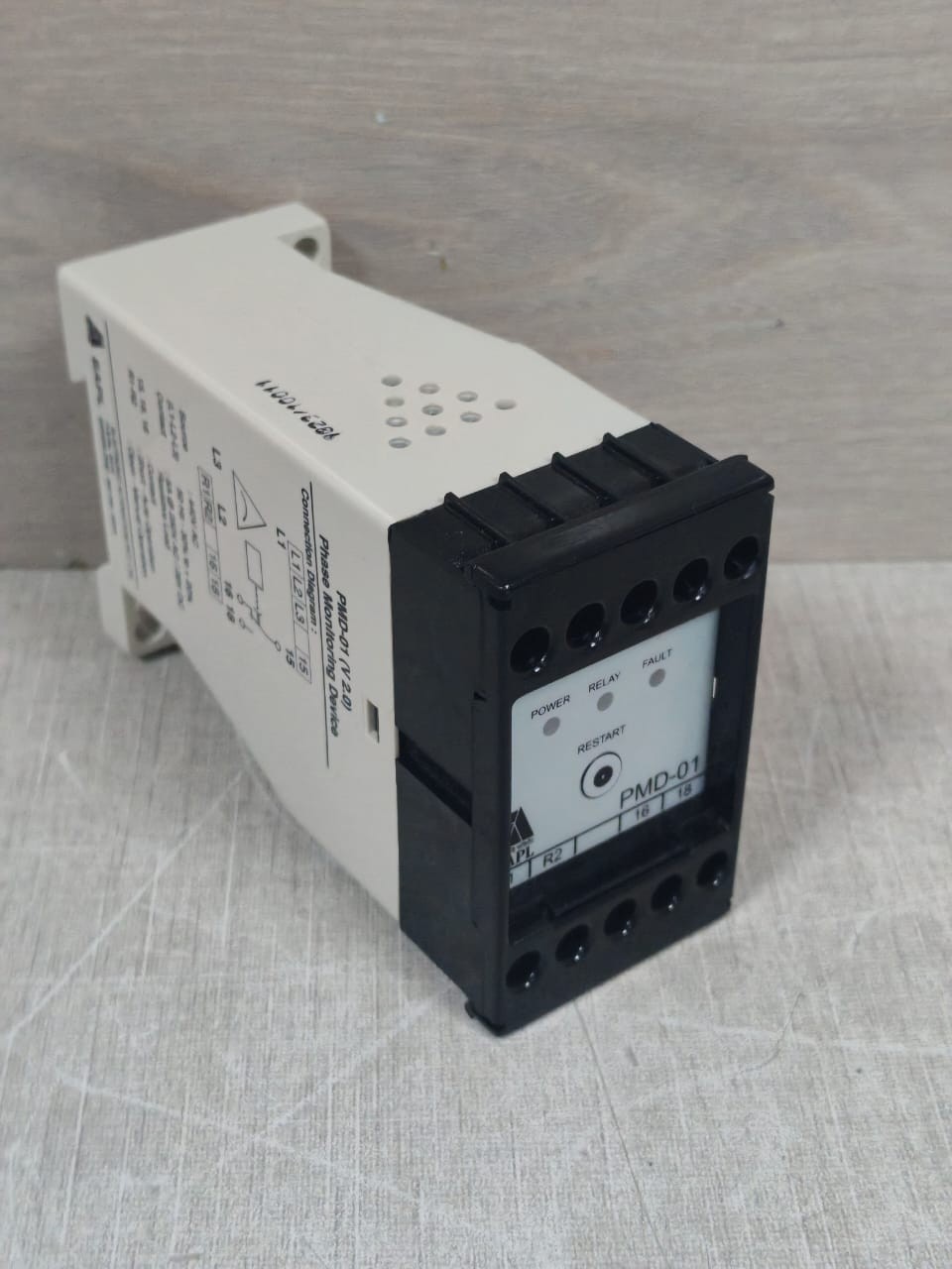 EAPL PMD-01 V 2.0 EAPL PMD-01 V 2.0 PHASE MONITORING DEVICE 440VAC 4