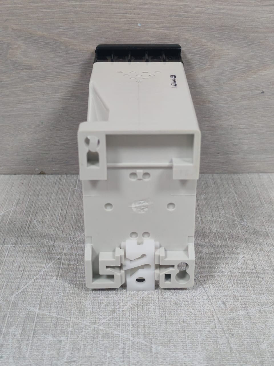 EAPL PMD-01 V 2.0 EAPL PMD-01 V 2.0 PHASE MONITORING DEVICE 440VAC 9