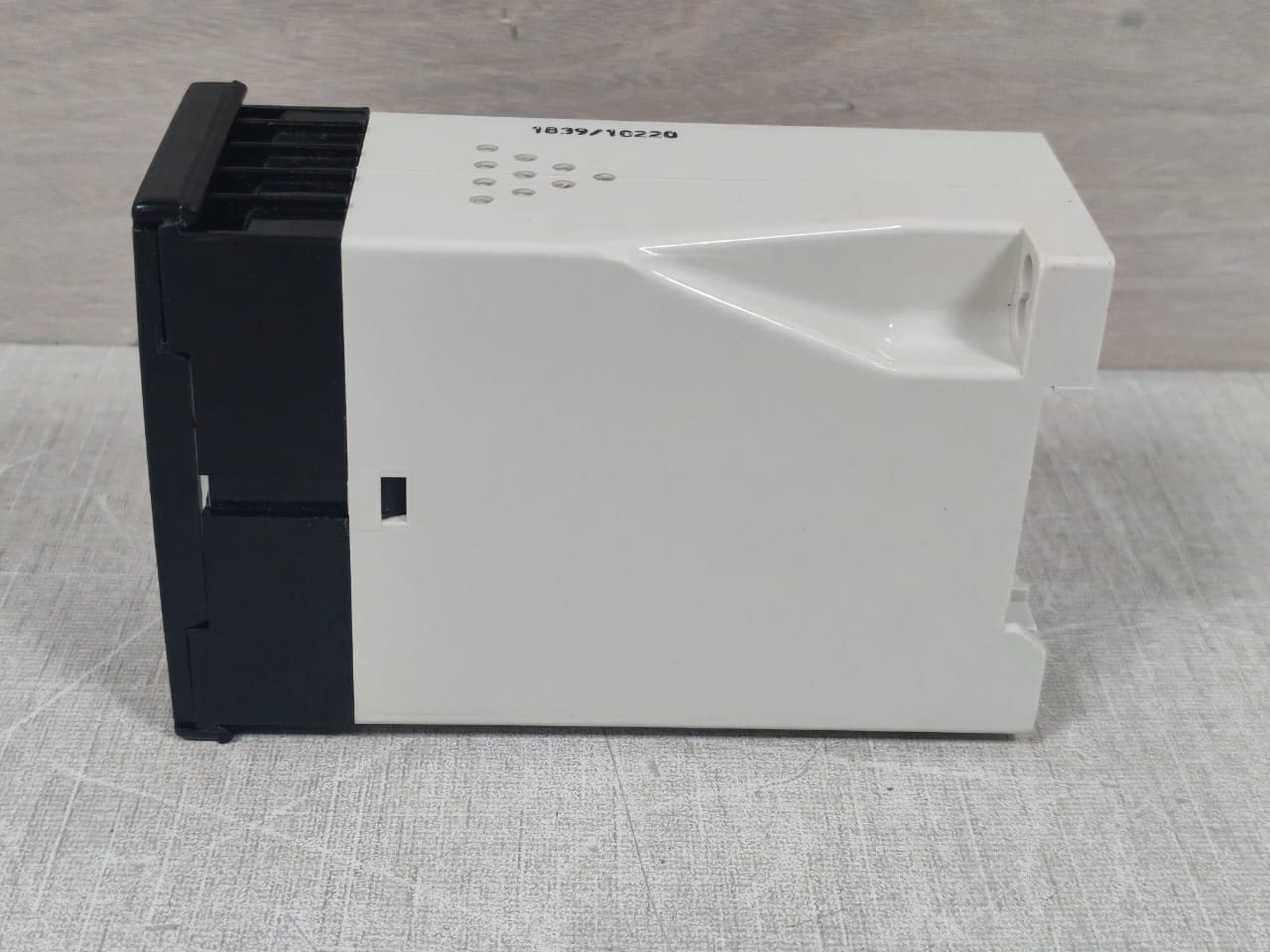 EAPL PMD-01 V 2.0 EAPL PMD-01 V 2.0 PHASE MONITORING DEVICE 440VAC 7