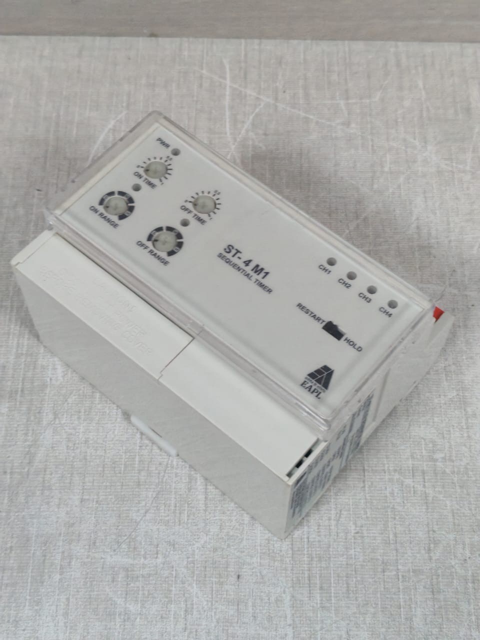 EAPL ST-4M1 V2.0 EAPL ST-4M1 V2.0 SEQUENTIAL TIMER 240V 5