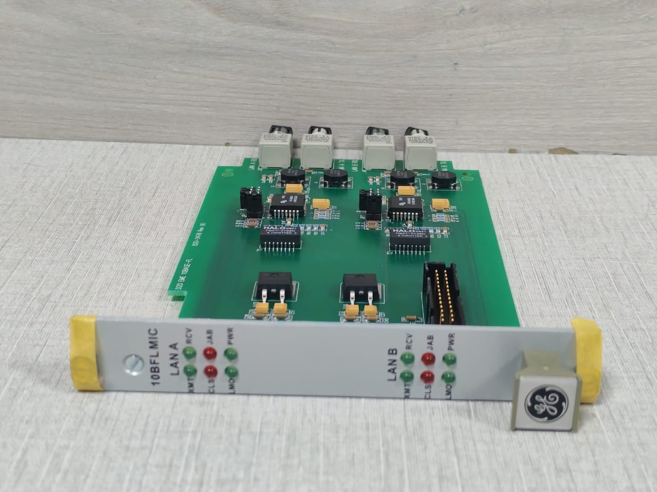 GE 820-0476 REV.00 GE 820-0476 REV.00 Digital Input Submodule D20 EME 10BASE-FL 6