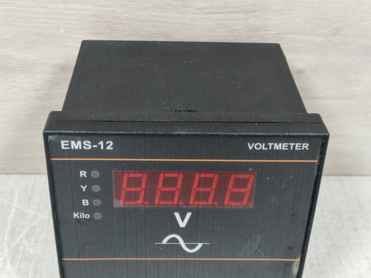 EAPL EMS-12 EAPL EMS-12 VOLTMETER 240VAC 3