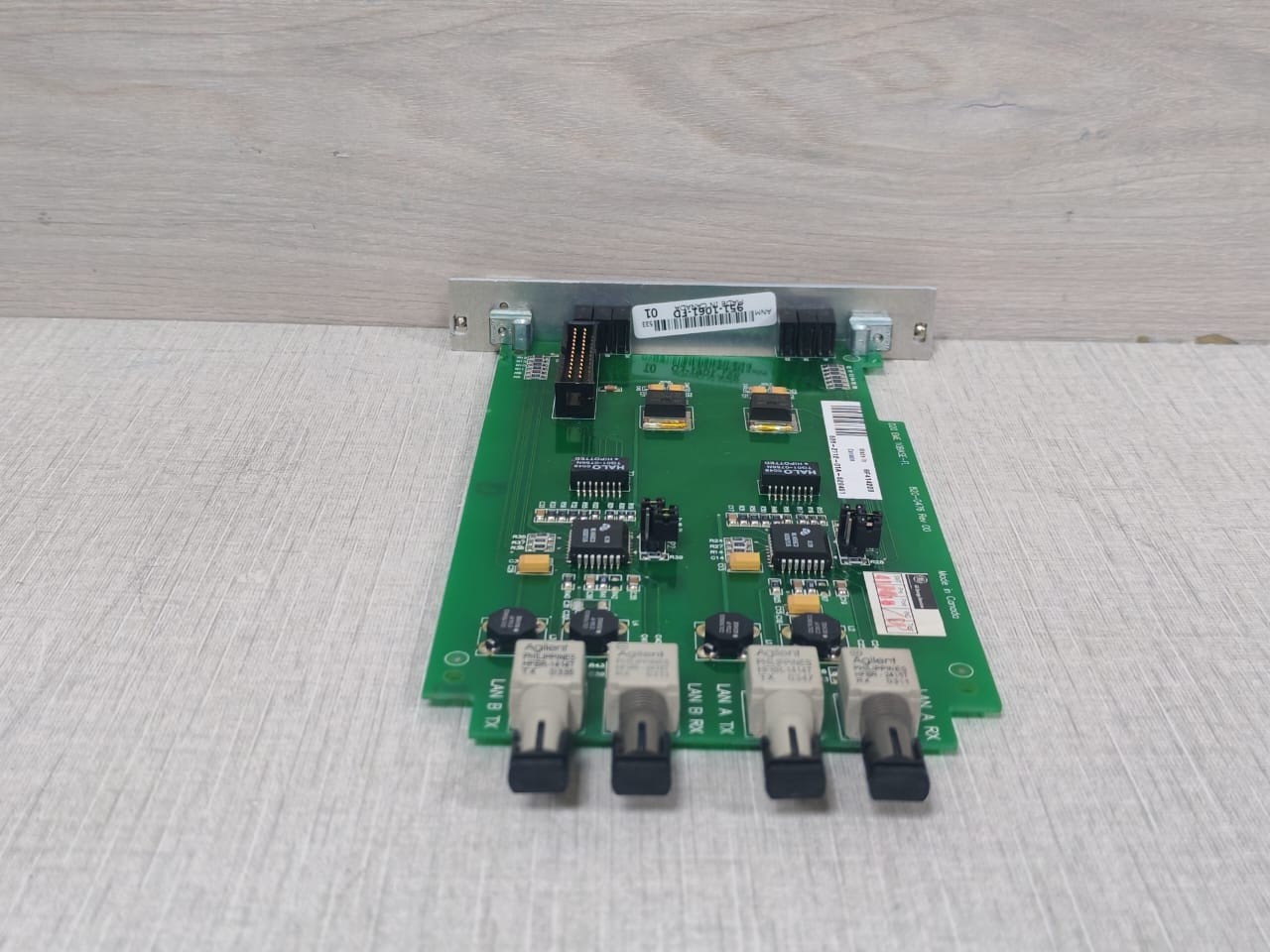GE 820-0476 REV.00 GE 820-0476 REV.00 Digital Input Submodule D20 EME 10BASE-FL/ 10BT MIC 7