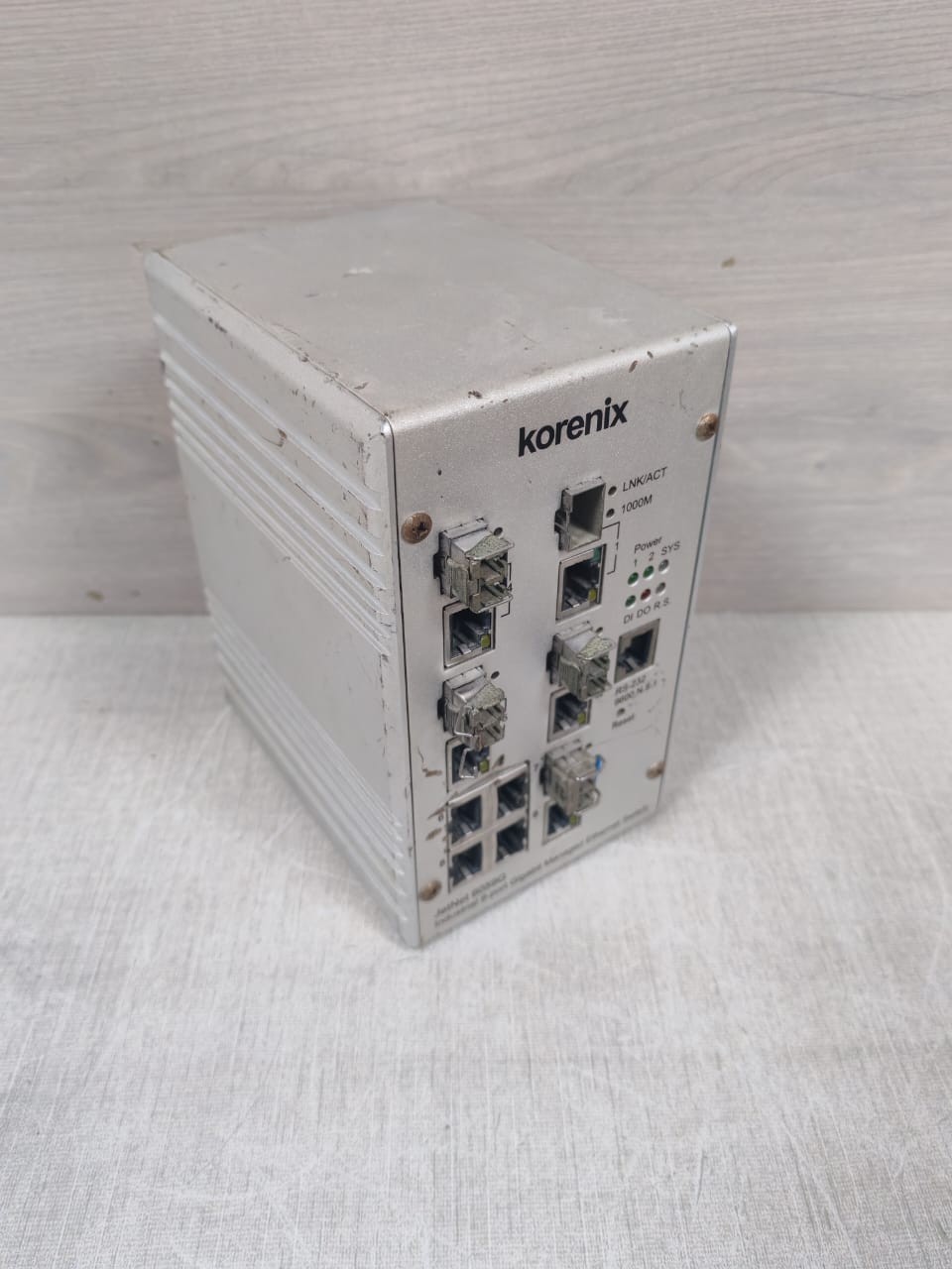 KORENIX TECHNOLOGY JETNET  6059G-W HW VERSION 1.1 KORENIX TECHNOLOGY JETNET 6059G/ 6059G-W HW VERSION 1.1 ETHERNET SWITCH 24VDC 4