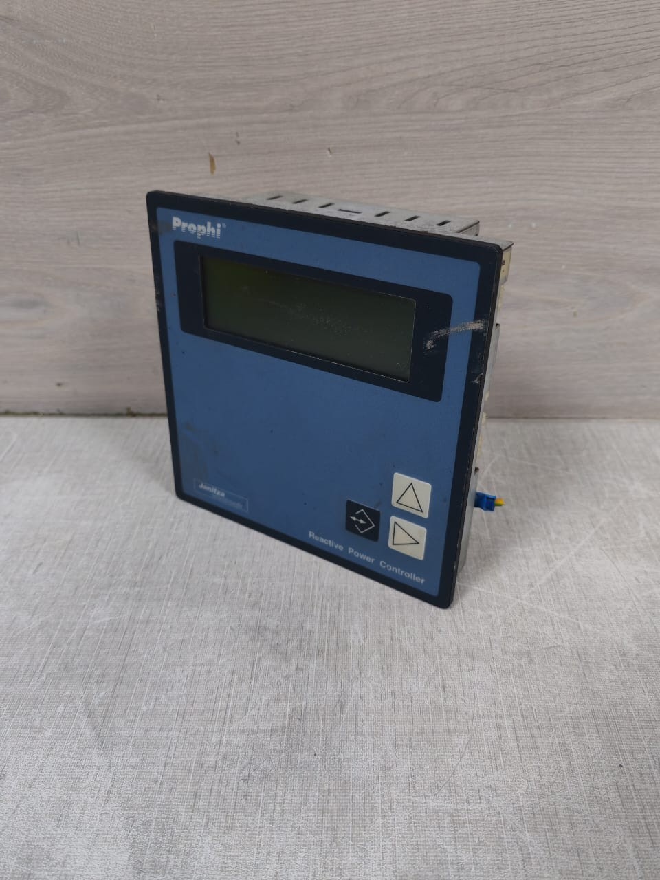 JANITZA UNKNOWN JANITZA ELECTRONICS PROPHI 6R 52.08.002 REACTIVE POWER CONTROLLER 4