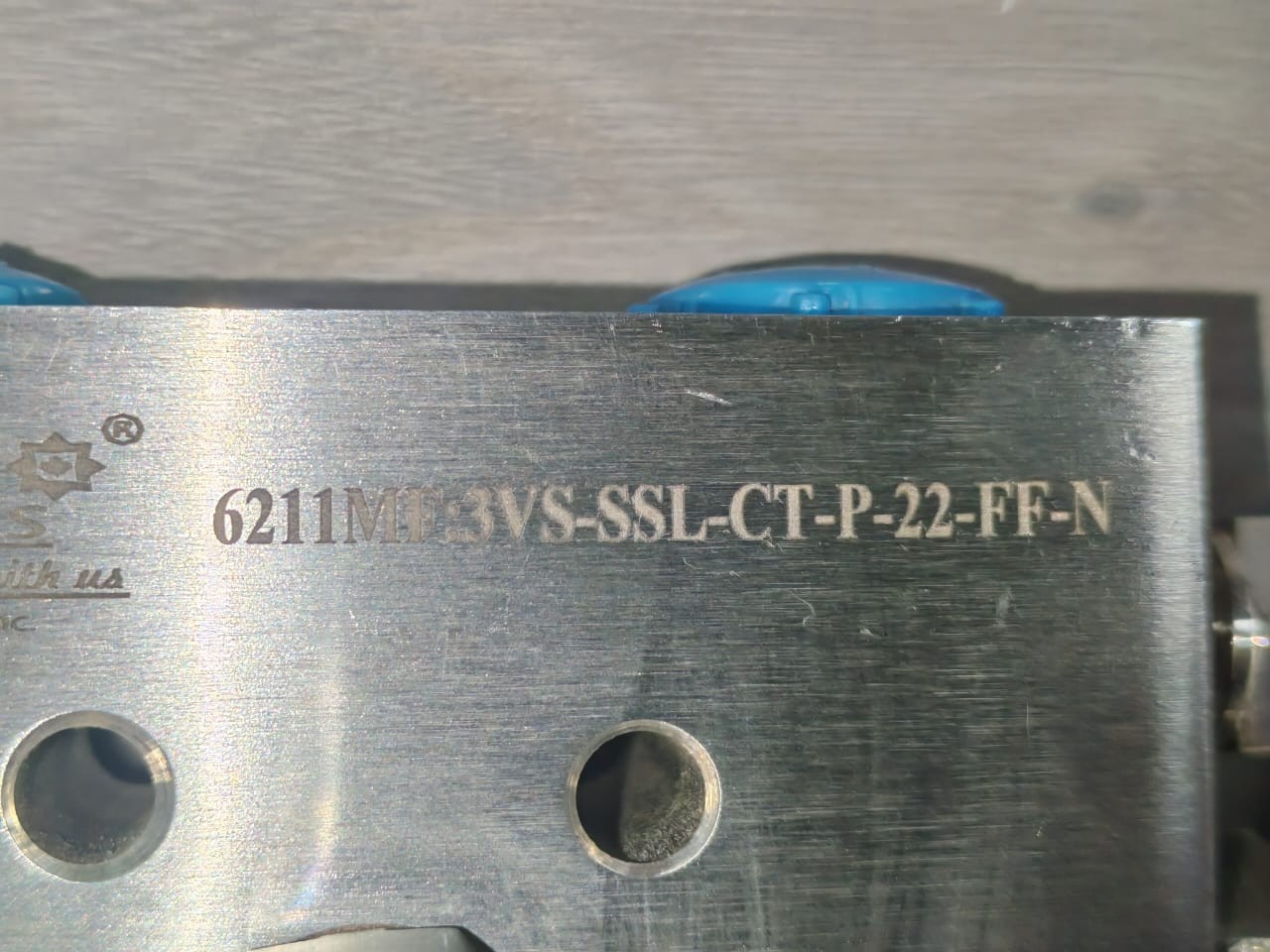 STRATAA CONTROLS 6211MF:3VS-SSL-CT-P-22-FF-N STRATAA CONTROLS 6211MF:3VS-SSL-CT-P-22-FF-N VALVE MANIIFOLDS 6