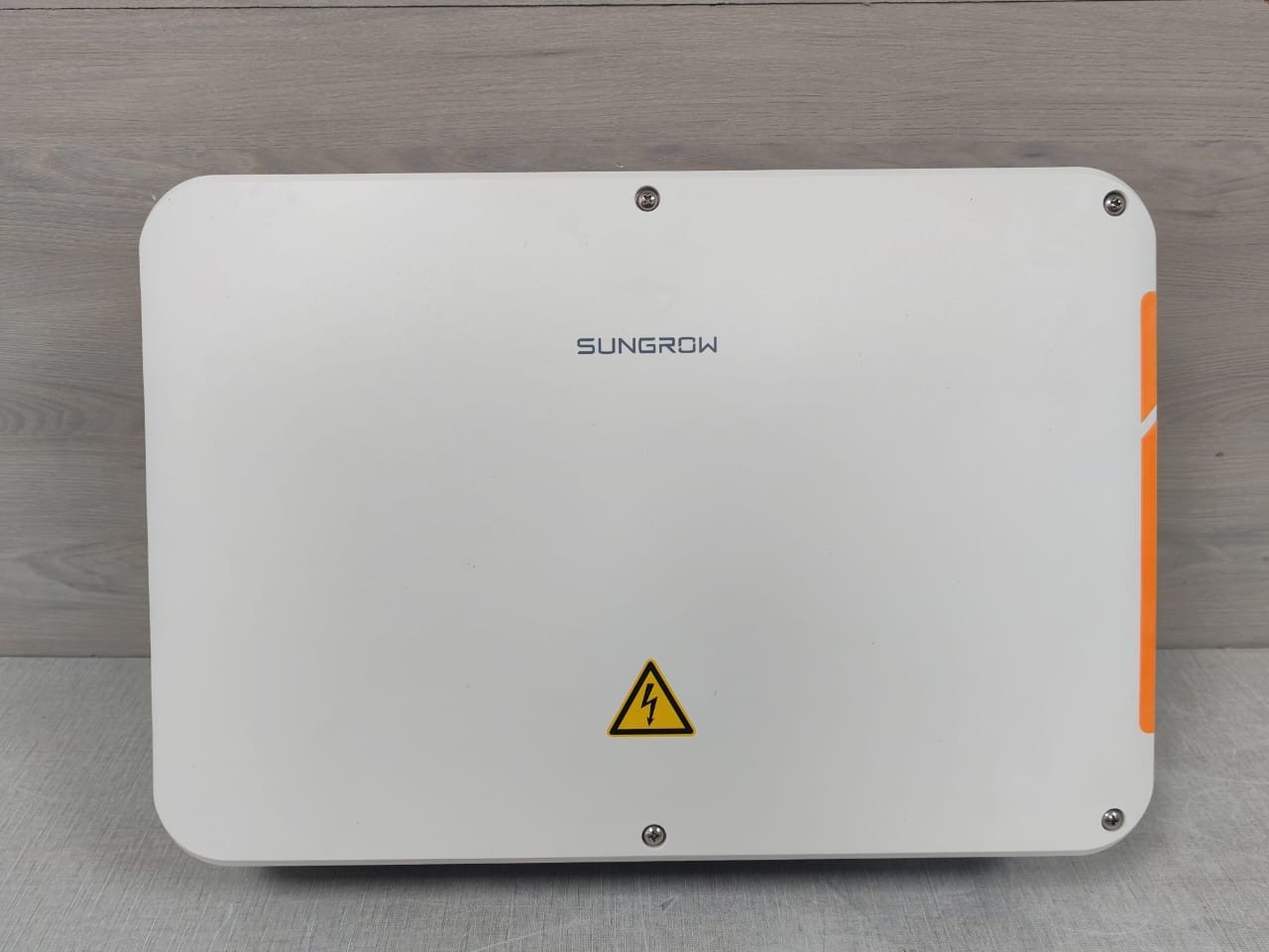 SUNGROW COM100E SUNGROW COM100E Smart Communication Box 2
