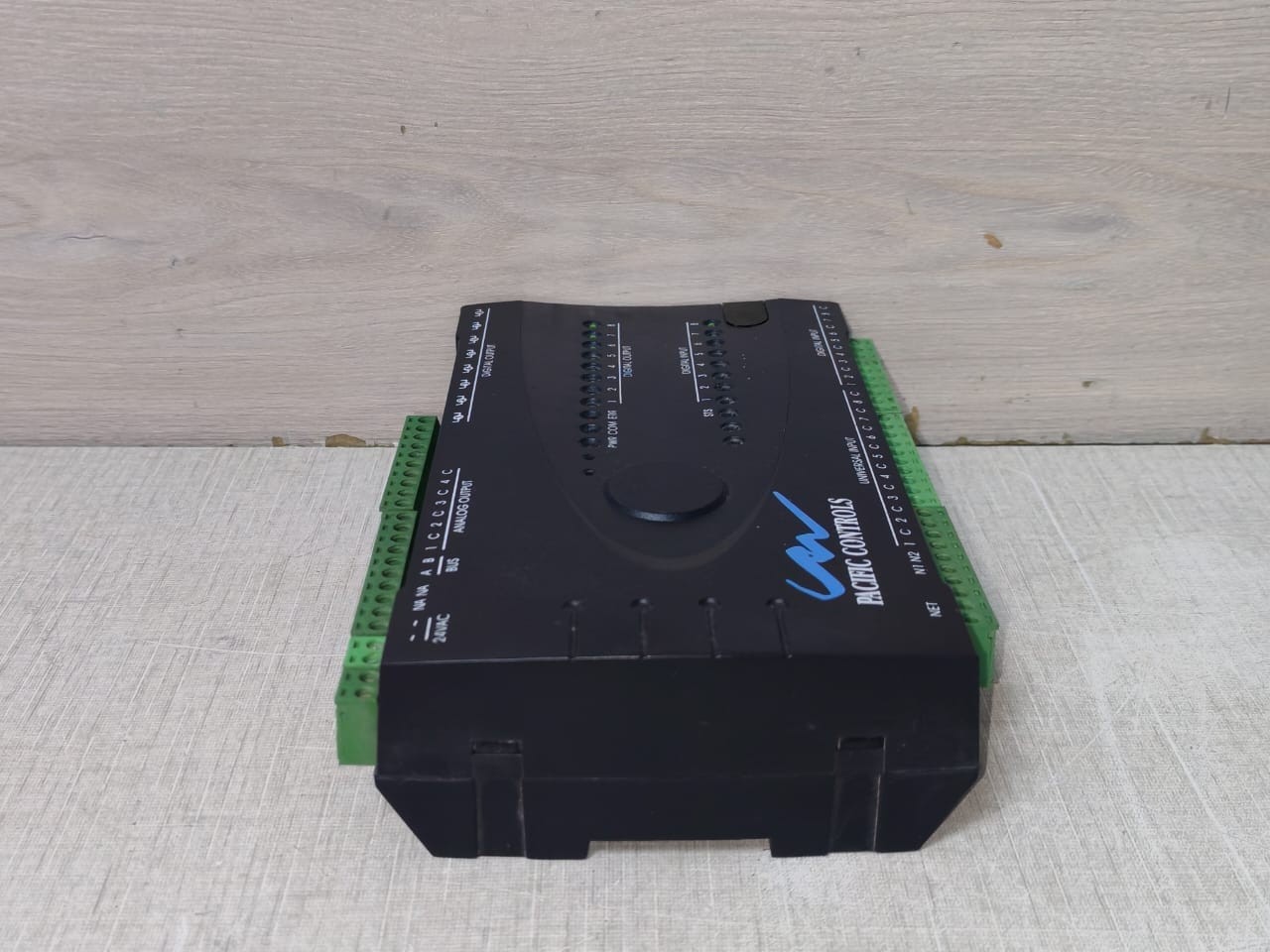 Pacific Controls EasyIO IO-28P/30P Pacific Controls EasyIO IO-28P/30P Modbus Controller 6