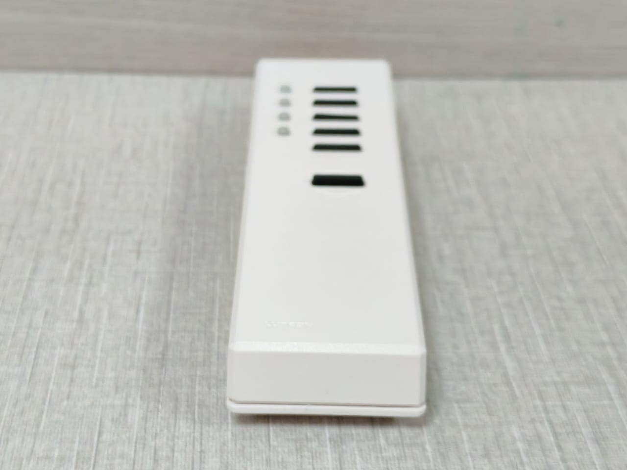Lutron GRX-8IT-WH Lutron GRX-8IT-WH 8-Scene Wireless Remote Control 4