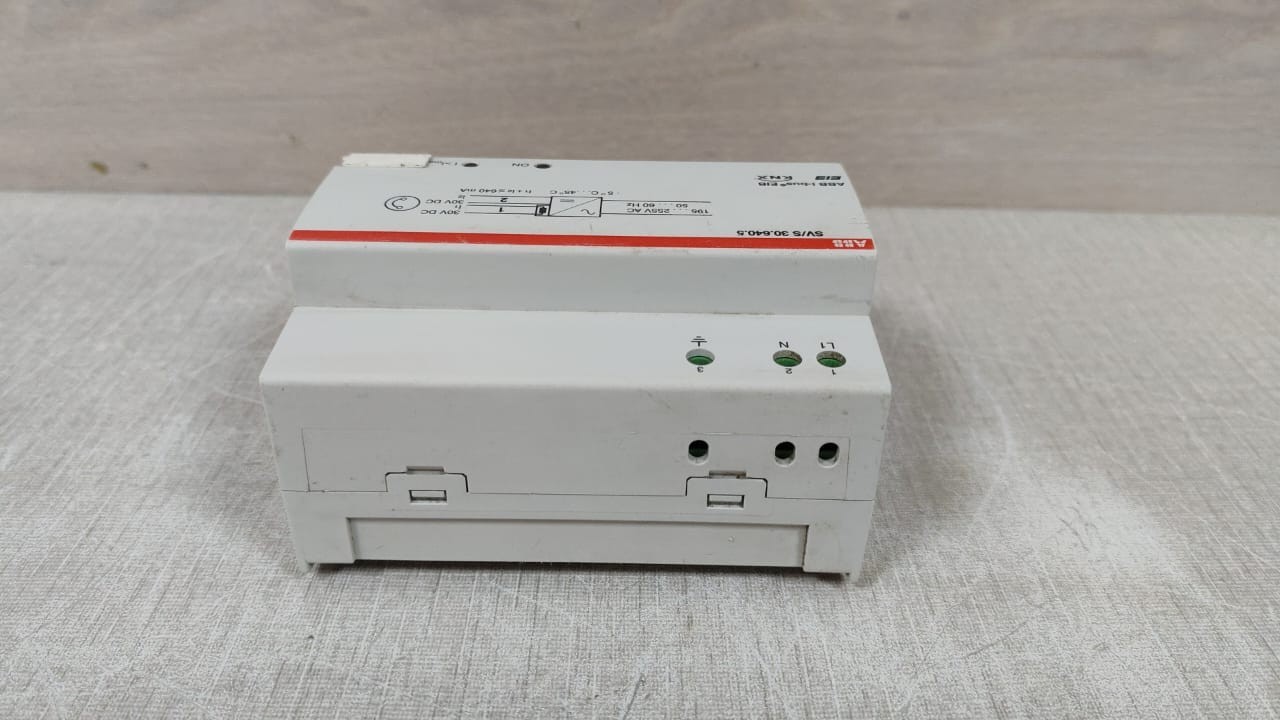 ABB GH-Q631-0048 ABB SV/S 30.640.5 GH Q631 0048 R0111 EIB POWER SUPPLY 640mA 10