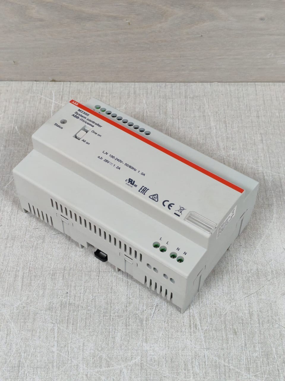 ABB M2300 2TMA070080W0011 V1.05 ABB M2300 SYSTEM CONTROLLER ABB-WELCOME 2TMA070080W0011 V1.05 5