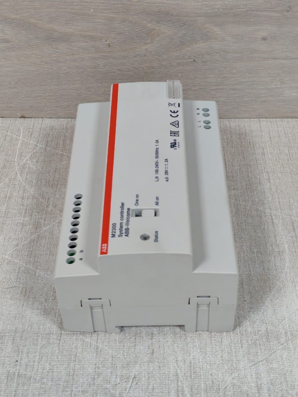 ABB M2300 2TMA070080W0011 V1.05 ABB M2300 SYSTEM CONTROLLER ABB-WELCOME 2TMA070080W0011 V1.05 8