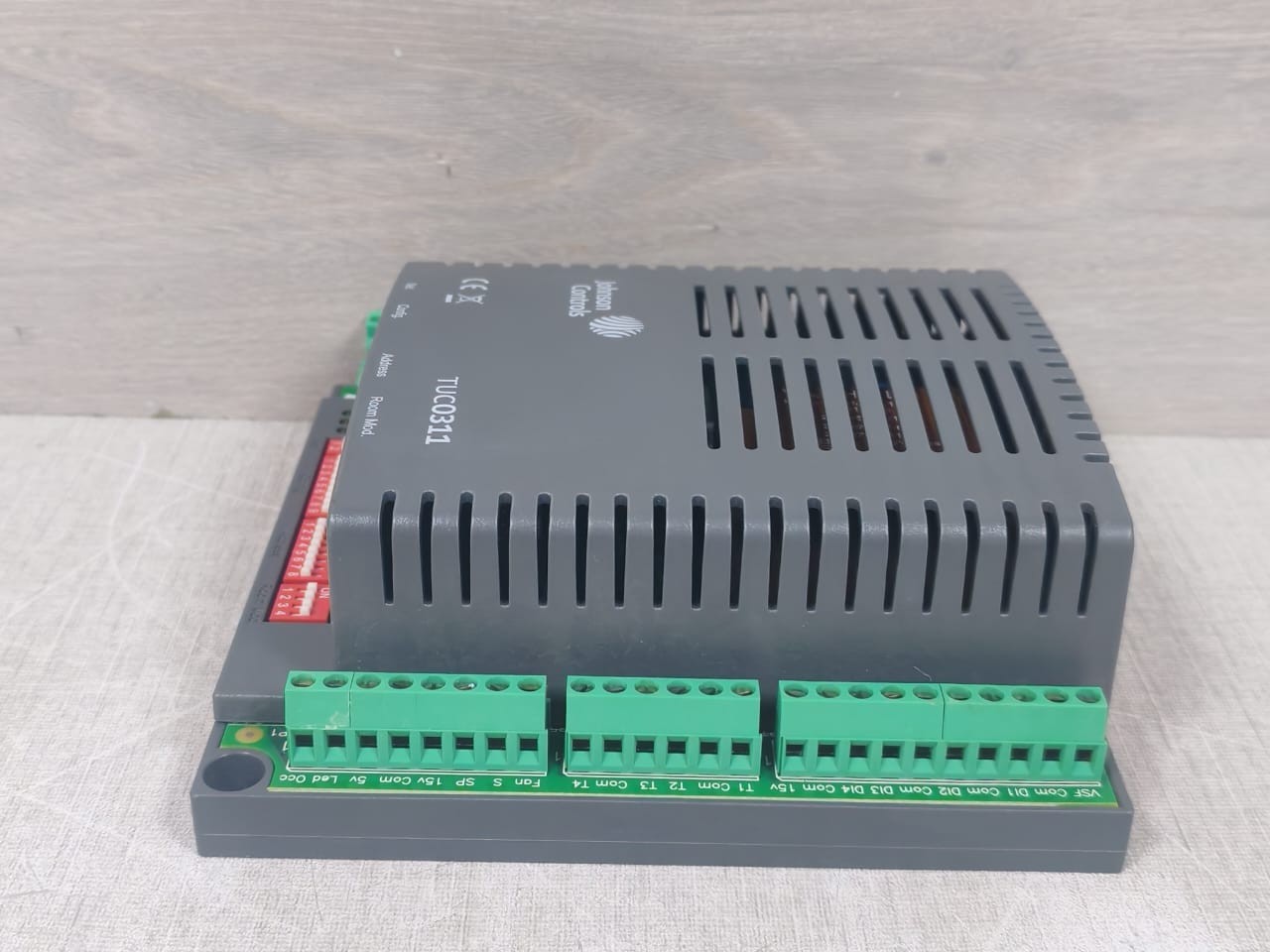 Johnson Controls TUC0311-2 Johnson Controls TUC0311-2 Terminal Unit Controller 7
