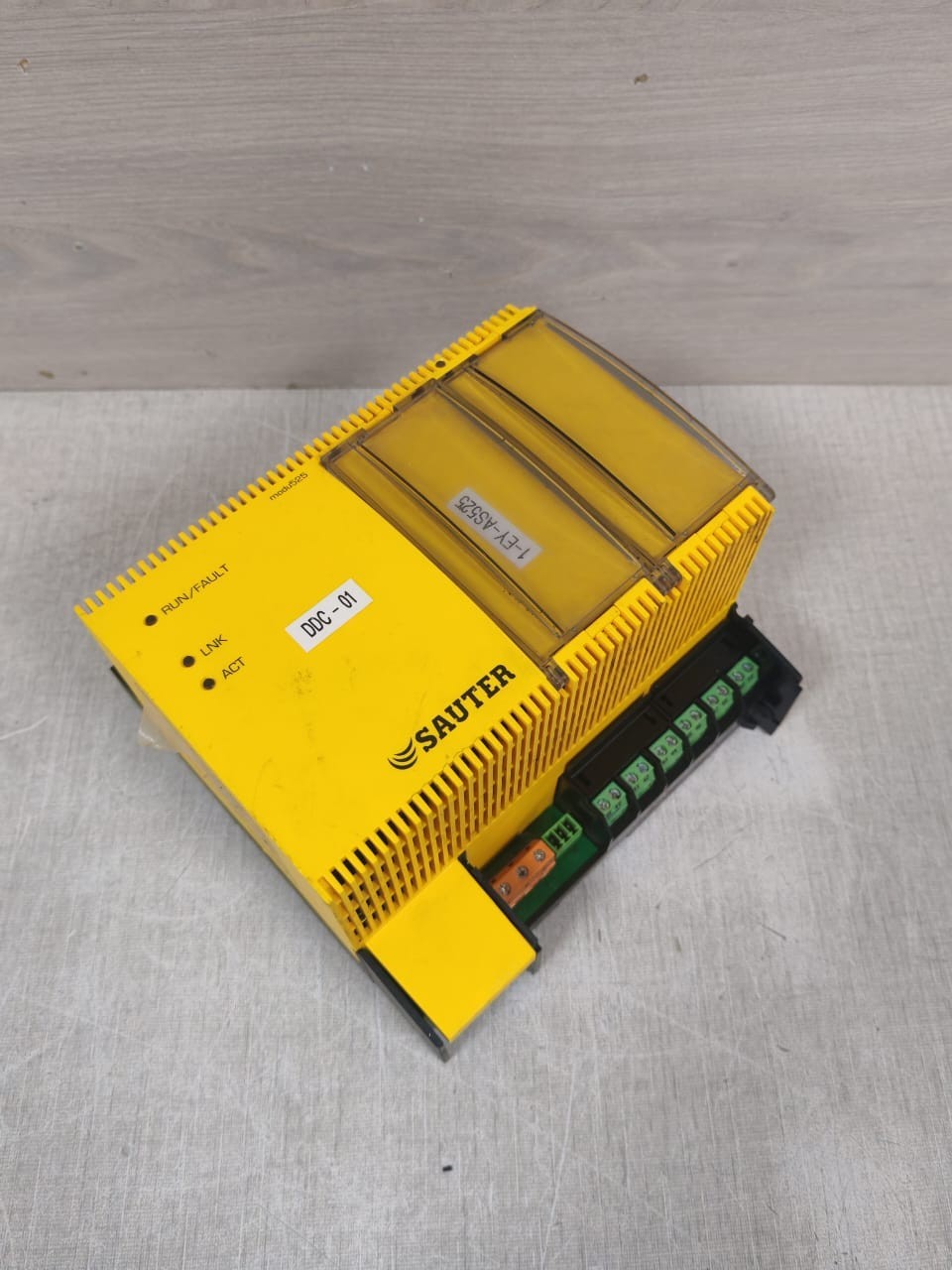 SAUTER EY-AS525F001 SAUTER MODU525 EY-AS525F001 MODULAR AUTOMATION STATION 230VAC 4