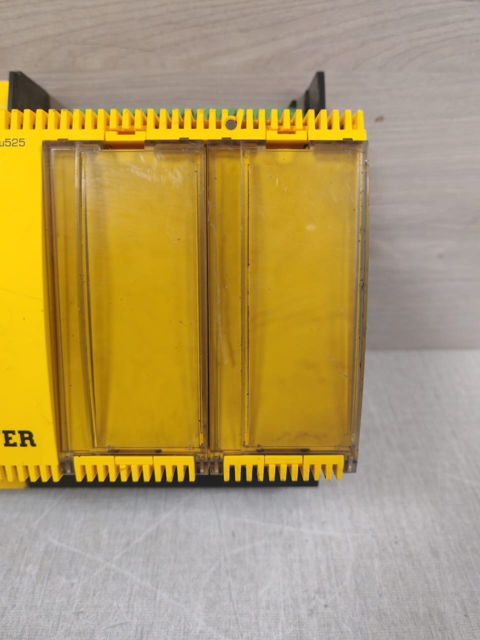 SAUTER EY-AS525F005 SAUTER EY-AS525F005 AUTOMATION STATION MODULAR 24VDC 3