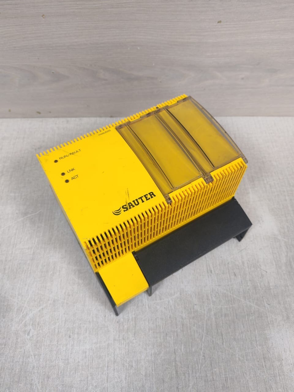 SAUTER EY-AS525F005 SAUTER EY-AS525F005 AUTOMATION STATION MODULAR 24VDC 4
