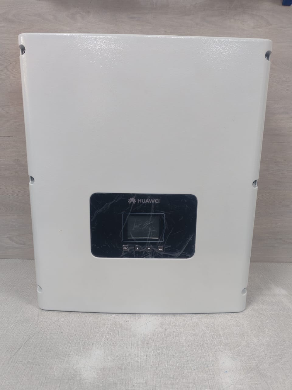 SUN2000-12KTL P/N 01071472-001 INVERTER