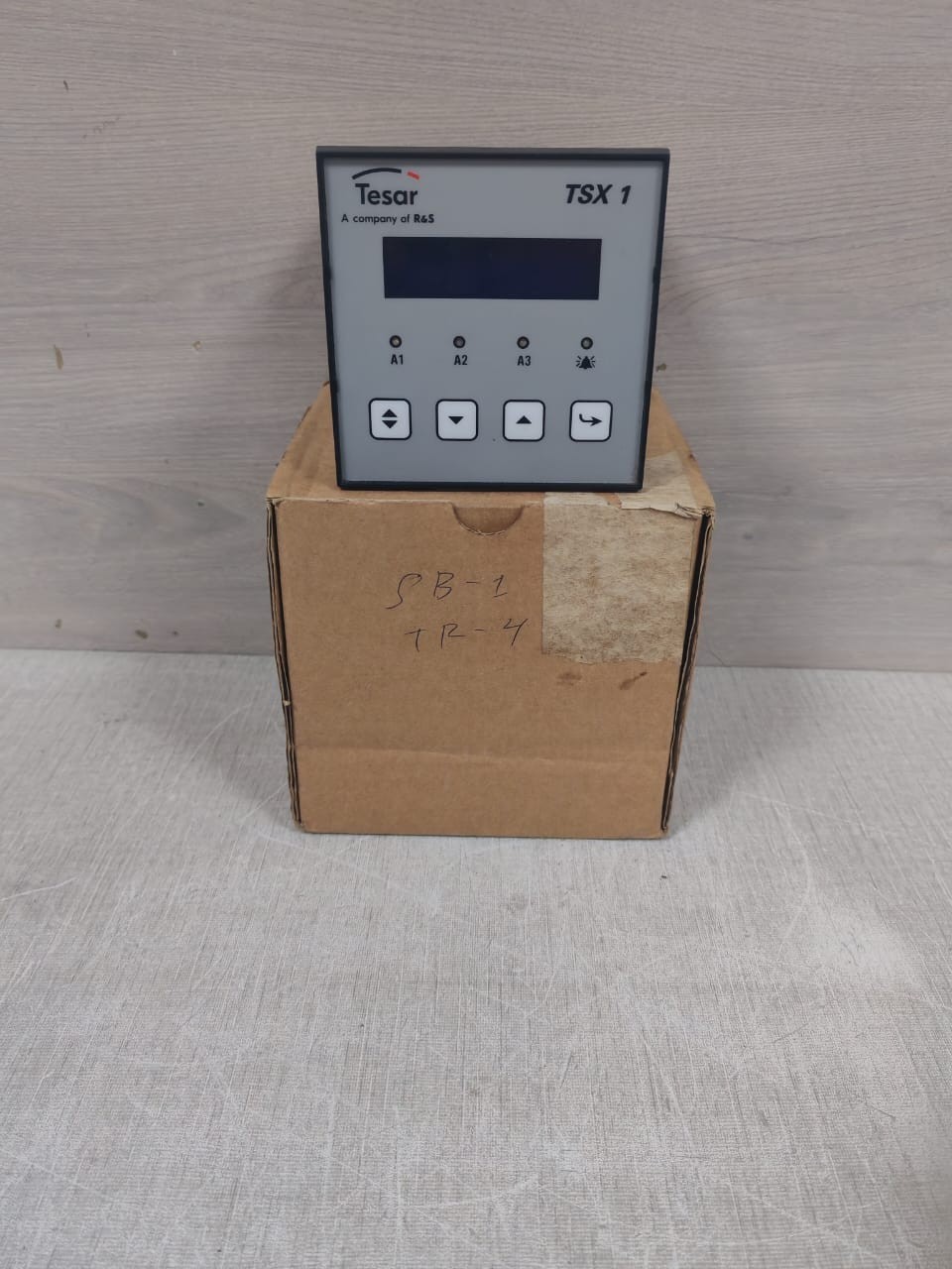 TESAR TSX 1 TESAR TSX 1 THERMAL PROTECTION DEVICE - W/O ORIGINAL BOX 3