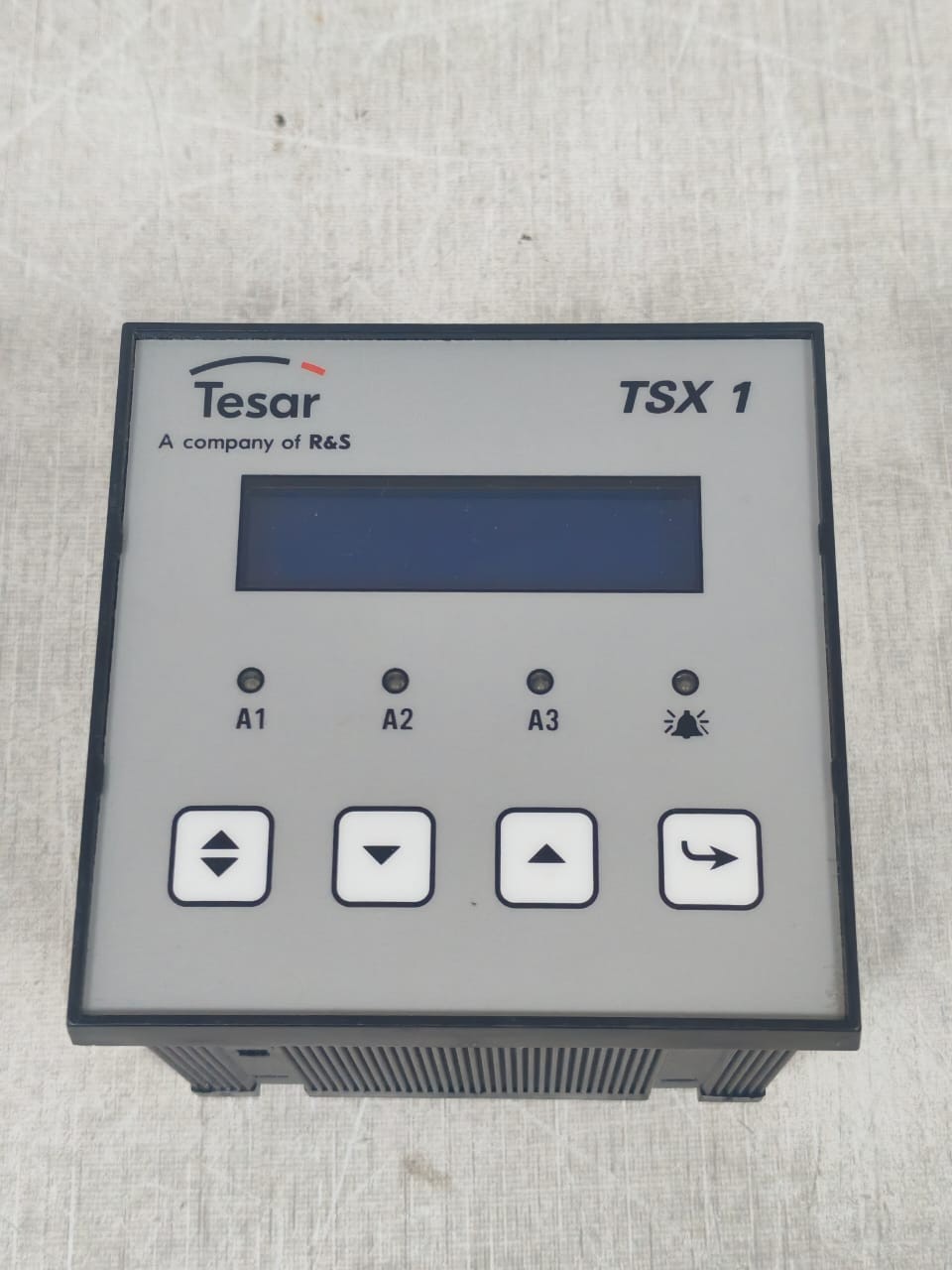 TESAR TSX 1 TESAR TSX 1 THERMAL PROTECTION DEVICE - W/O ORIGINAL BOX 8
