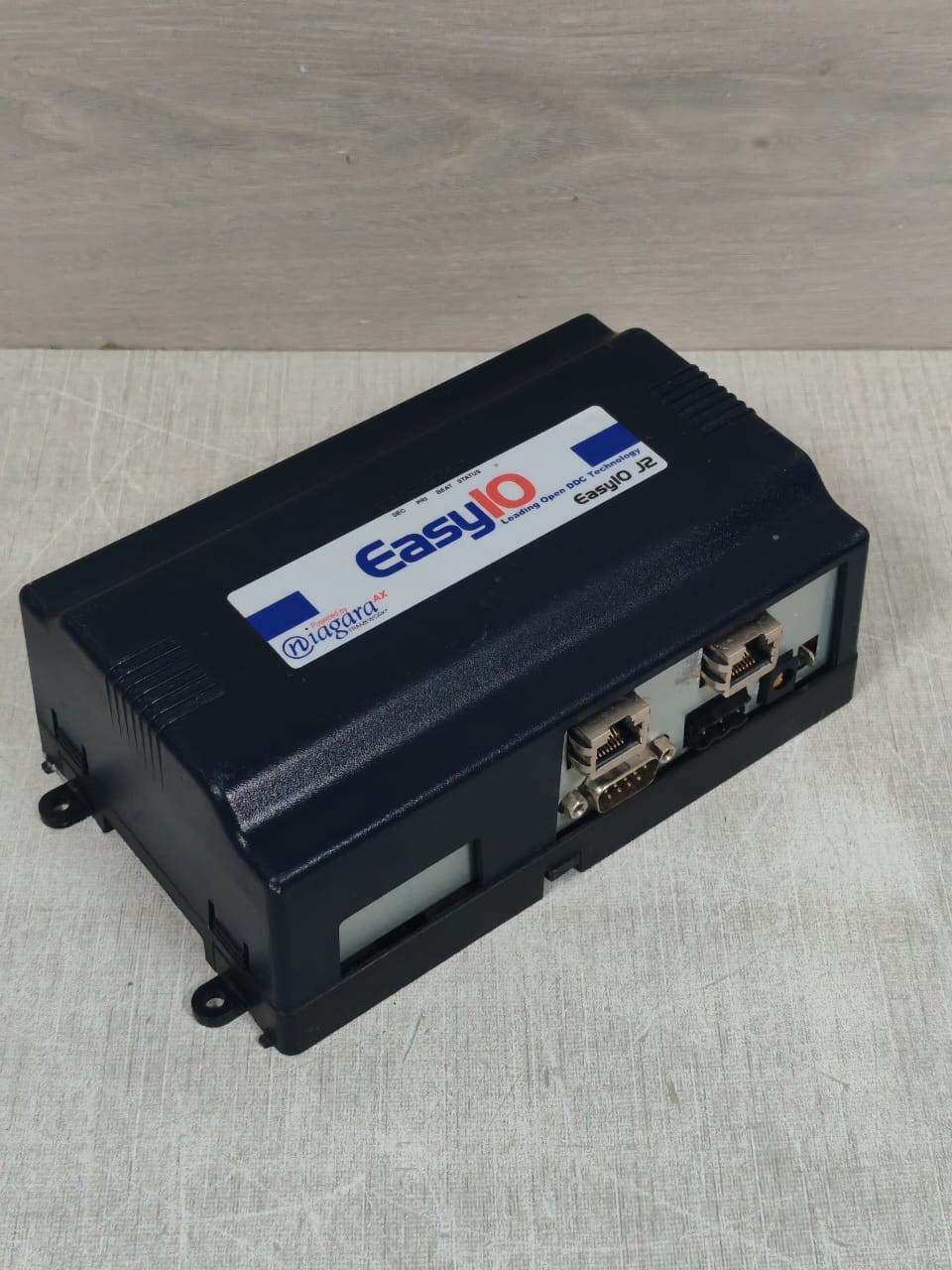 Niagara EASYIO J2 EASYIO POWERED BY NIAGARA EASYIO J2 CONTROLLER 4