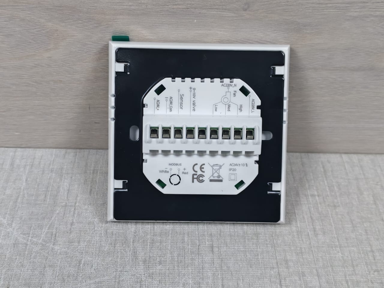 Sauter T15-M Sauter STR-T15-M Fan Coil Thermostat 4