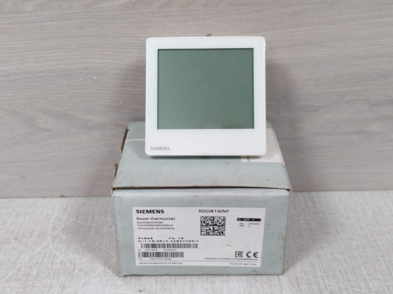 Siemens RDD810/NF Siemens RDD810/NF Room Thermostat 2