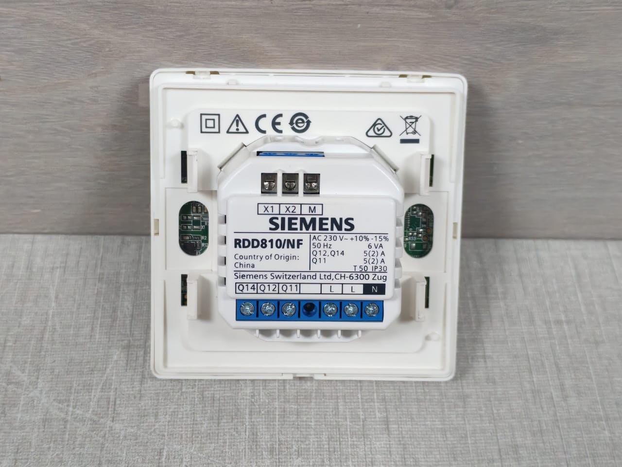 Siemens RDD810/NF Siemens RDD810/NF Room Thermostat 5