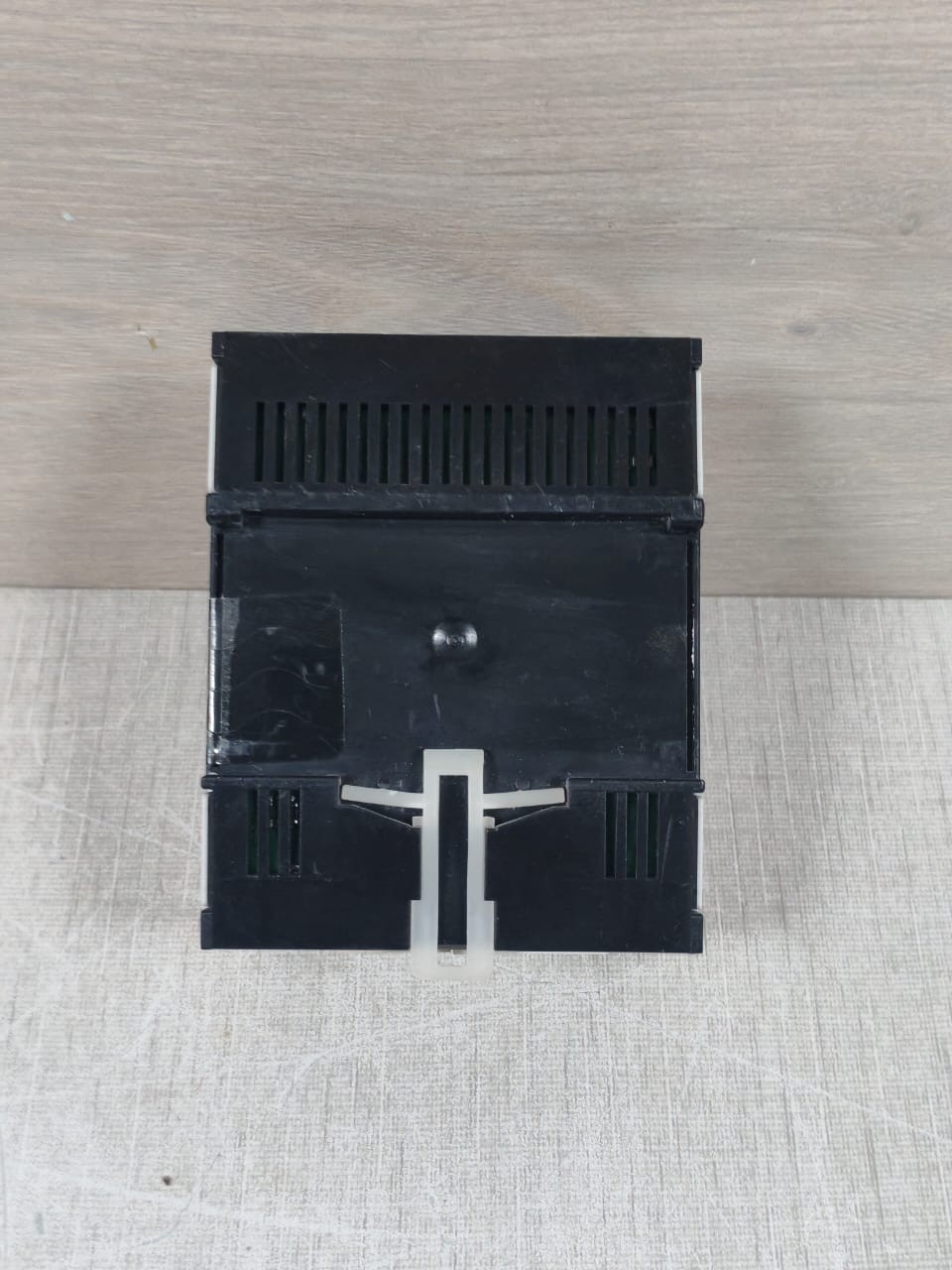 Schneider Electric MTN683890 SCHNEIDER ELECTRIC MTN683890 REG-K/640mA KNX POWER SUPPLY 9