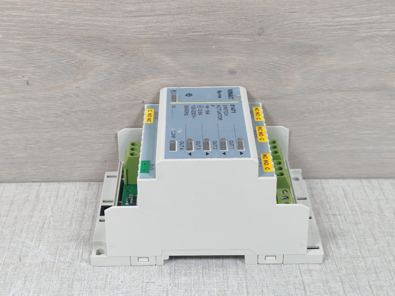 VIMAR VIMAR-01471 VIMAR 01471 Switch Actuator 120-230V 50/60Hz 6