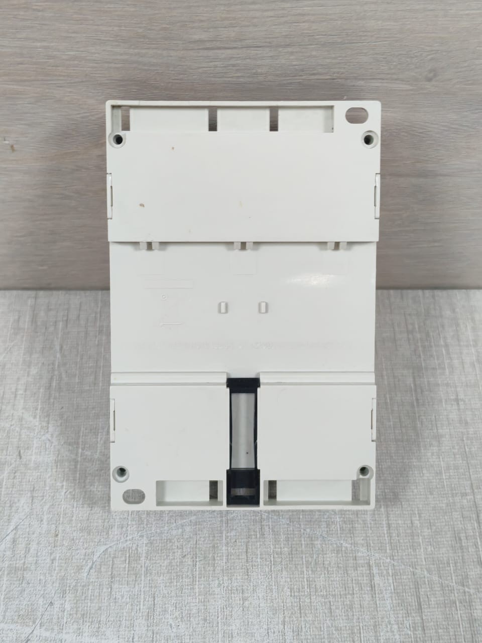 VIMAR VIMAR-01471 VIMAR 01471 Switch Actuator 120-230V 50/60Hz 9