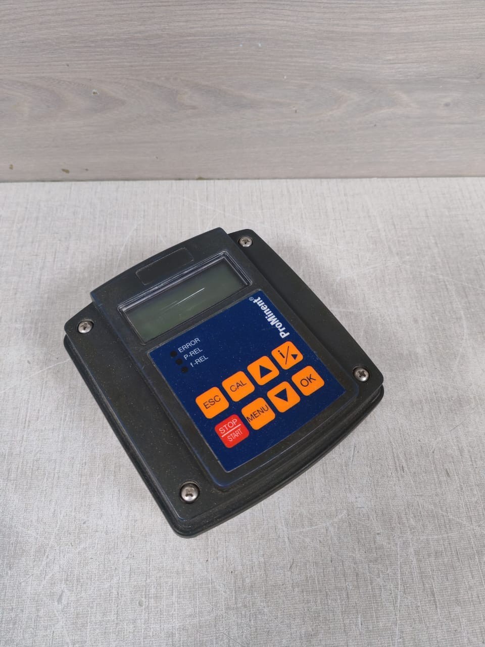 PROMINENT DCCAW006C00010EN PROMINENT DCCAW006C00010EN P/N 2018173259 COMPACT CONTROLLER 100-240V 3
