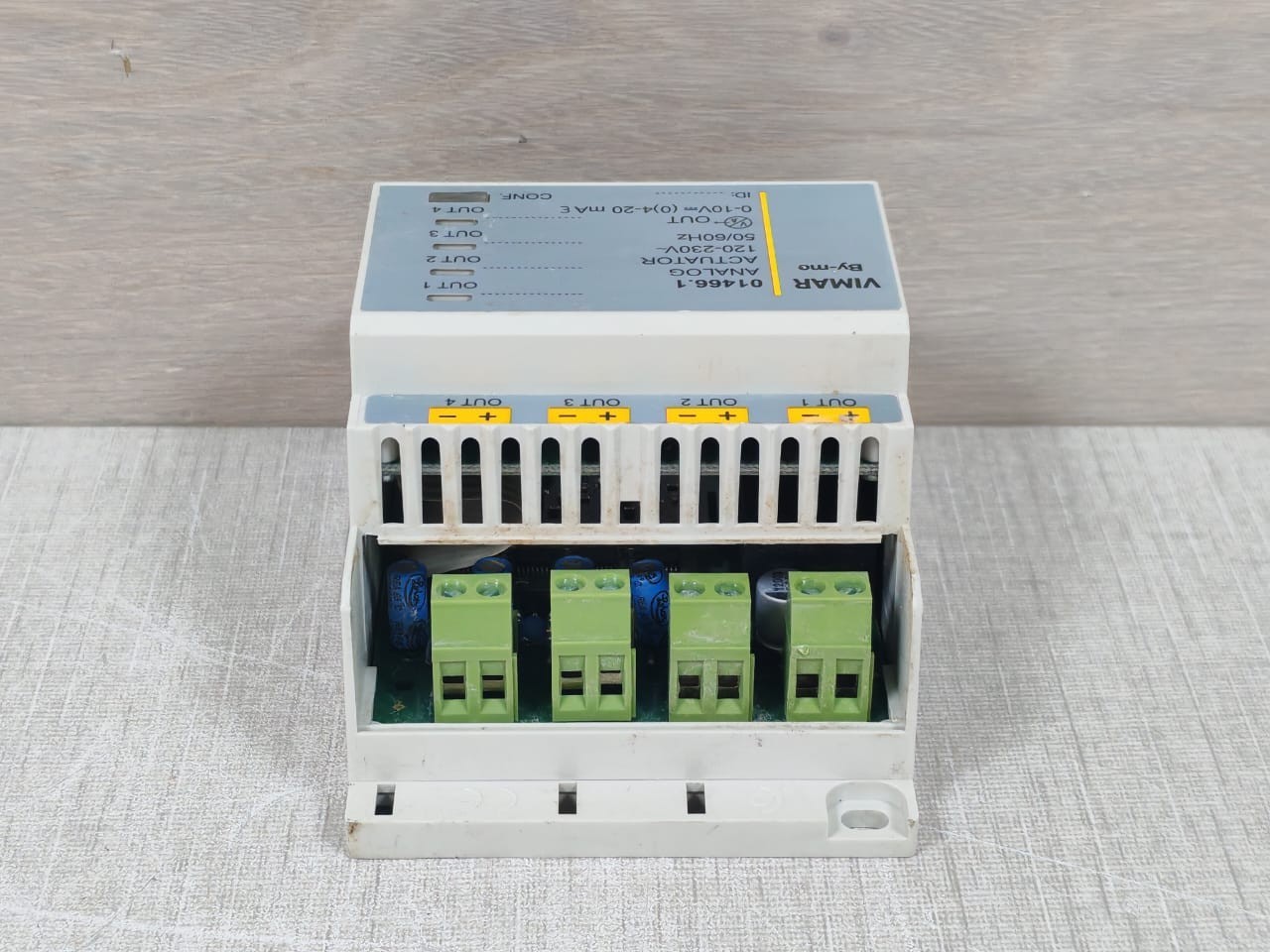 VIMAR VIMAR-01466 VIMAR 01466.1 Analog Actuator 120-230V 50/60Hz 4
