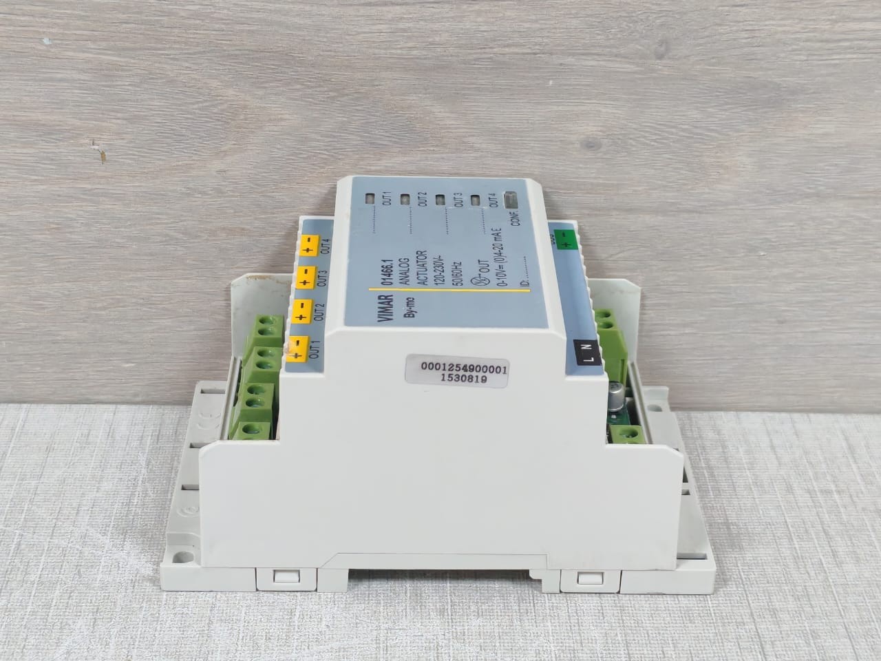 VIMAR VIMAR-01466 VIMAR 01466.1 Analog Actuator 120-230V 50/60Hz 6