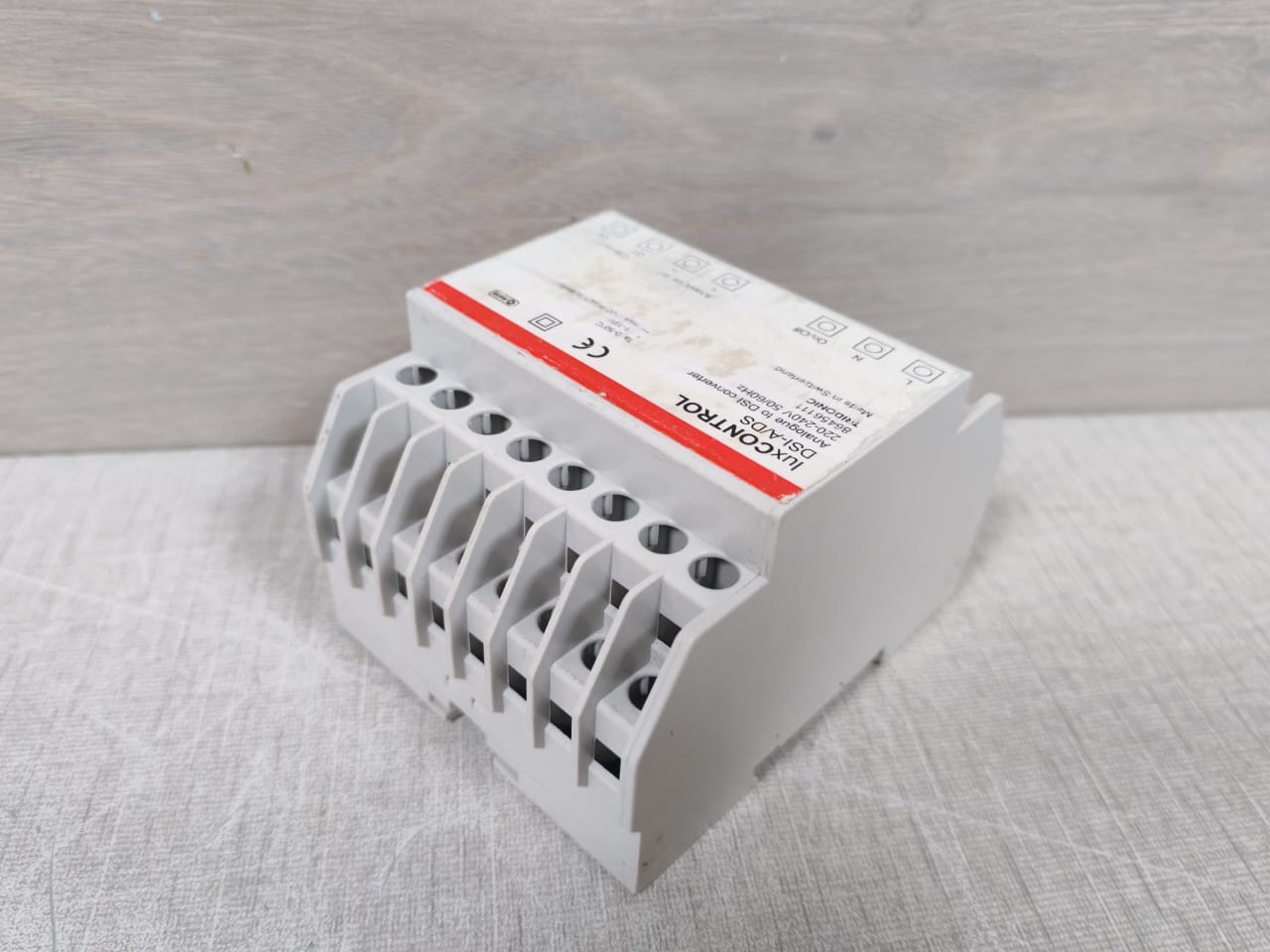 TRIDONIC 86456111 Tridonic 86456111 LuxControl DSI-A/DS Analogue to DSI Converter 9