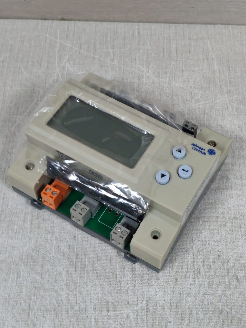 Johnson Controls TC111-SA JOHNSON CONTROL TC111-SA STANDALONE CONTROLLER 24V 5