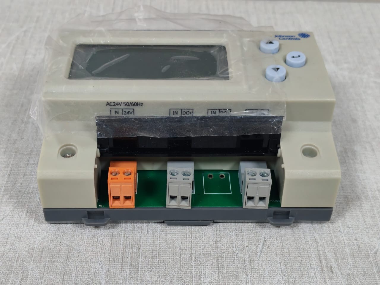 Johnson Controls TC111-SA JOHNSON CONTROL TC111-SA STANDALONE CONTROLLER 24V 9