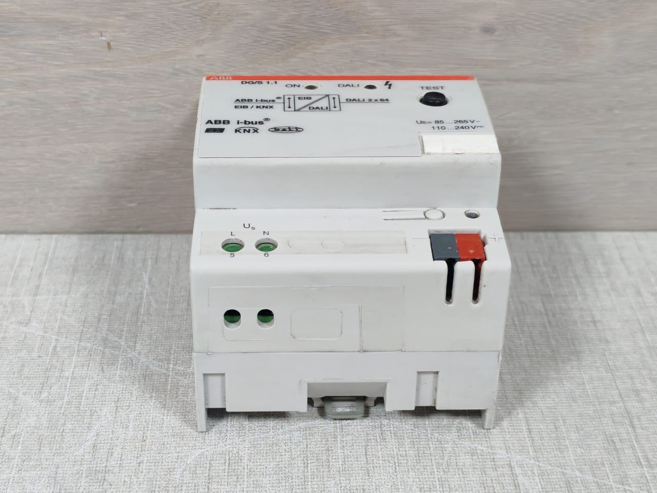 ABB R0011 ABB DG/S 1.1 DALI Gateway 2CDG 110 026 R0011 7