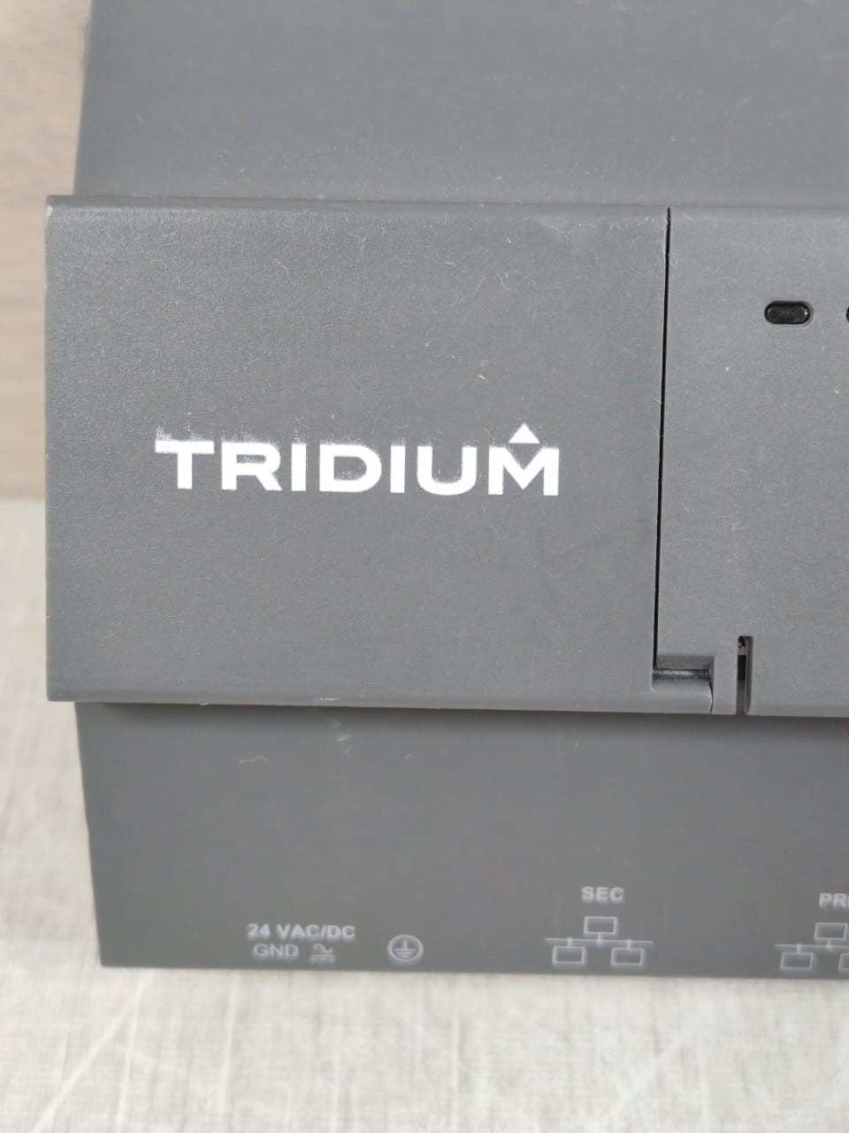 TRIDIUM EDGE10 TRIDIUM POWERED BY NIAGARA 14039-T EDGE10 CONTROLLER 3