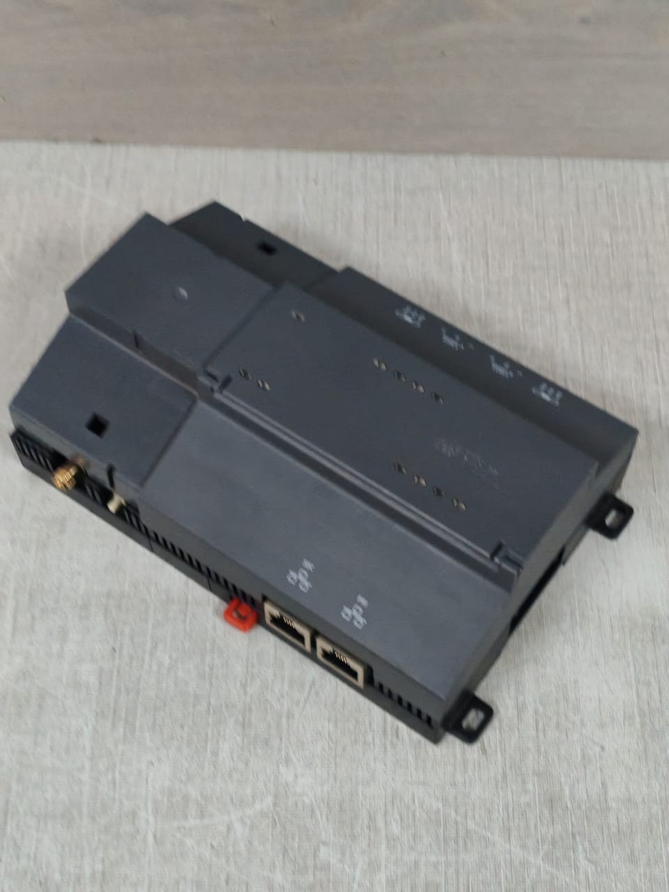 Niagara 32300323.002C 12977 NIAGARA 32300323.002C 12977 / 32321501-009 REV.A CONTROLLER 5