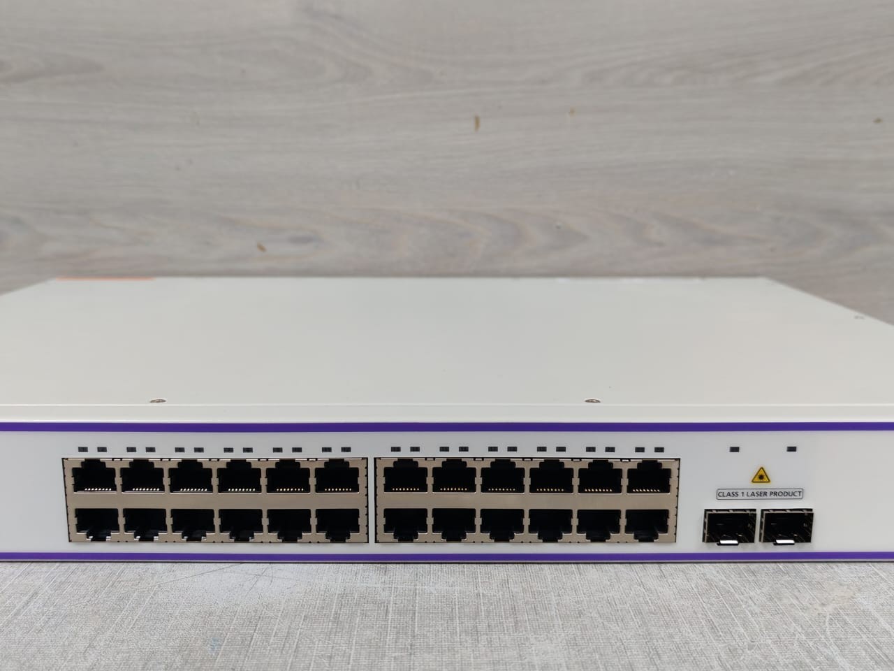 Alcatel-Lucent OS6450-P24 Alcatel-Lucent OS6450-P24 PoE Ethernet Switch 903778-90 ~100-240V,50-60Hz,10A 4