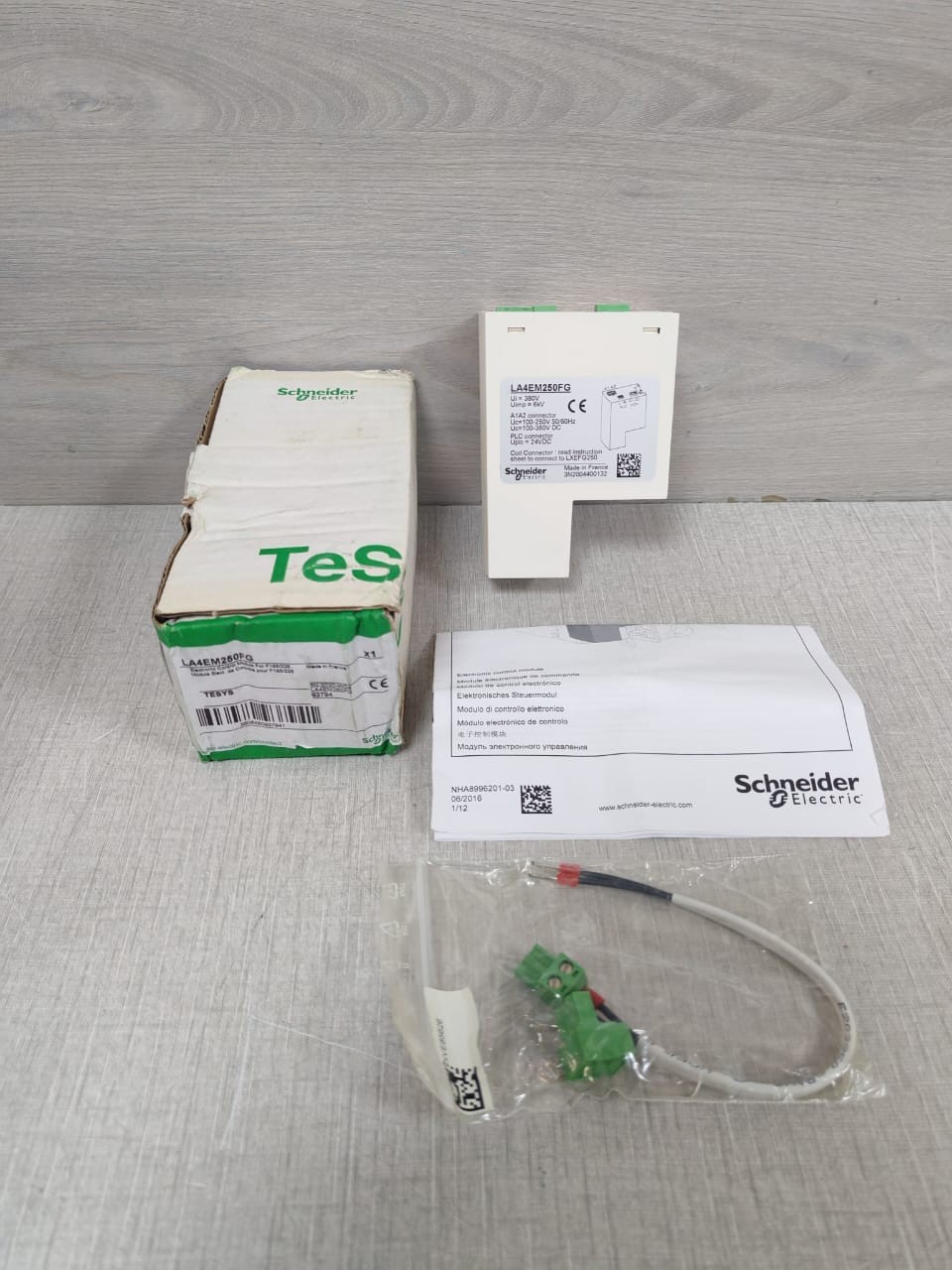 Schneider Electric LA4EM250FG Electronic Control Module
