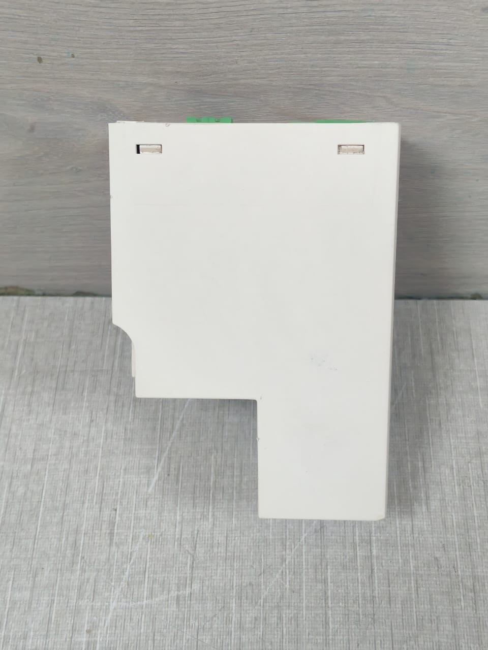 Schneider Electric SCHNEIDER ELECTRIC LA4EM250FG Schneider Electric LA4EM250FG Electronic Control Module 100-250V 50/60Hz 5