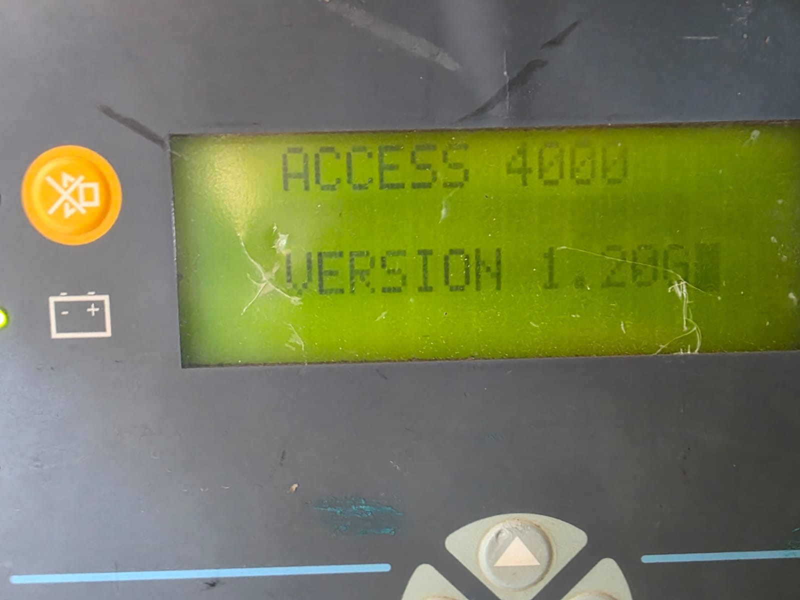 ACCESS 4000 P/N 650-190 VER.1.20G CONTROL PANEL - BLACK SPOT ON THE SCREEN