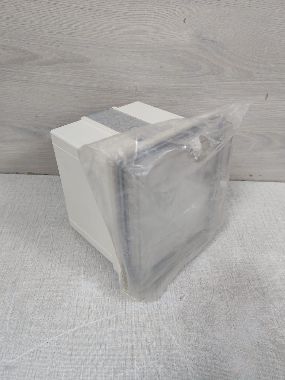 ABB SPAE-010 ABB SPAE 010 HIGH IMPEDANCE PROTECTION RELAY 4
