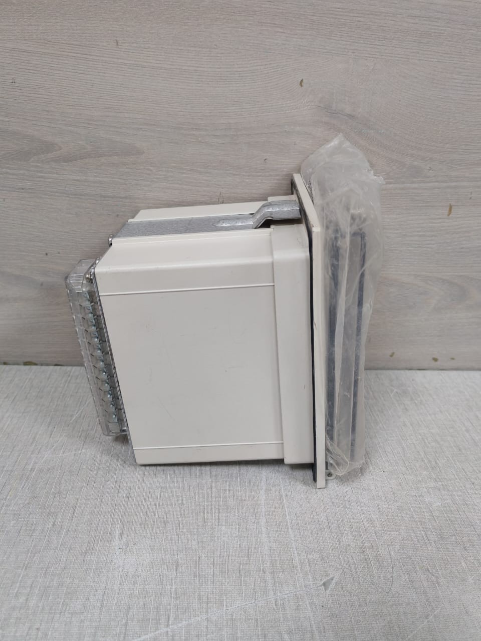 ABB SPAE-010 ABB SPAE 010 HIGH IMPEDANCE PROTECTION RELAY 6
