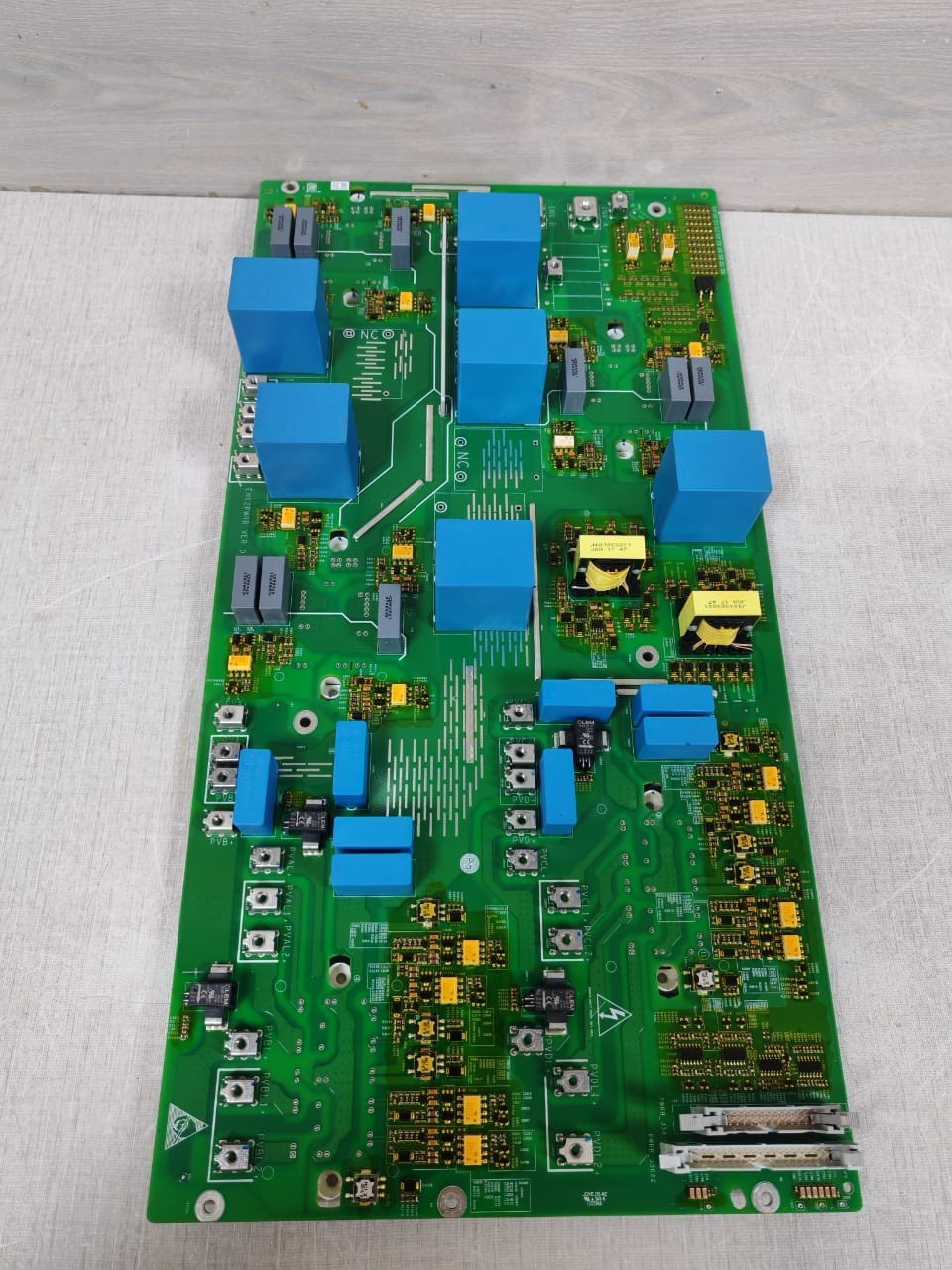UNKNOWN SUN2000-36KTL ENE2PWRB VER. D CIRCUIT BOARD FROM SUN2000-36KTL 9