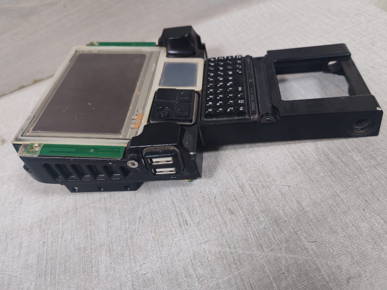 Crossmatch Technologies SEEK II CROSSMATCH TECHNOLOGIES SEEK II CONTROLLER'S SCREEN AND KEYPAD ONLY 6
