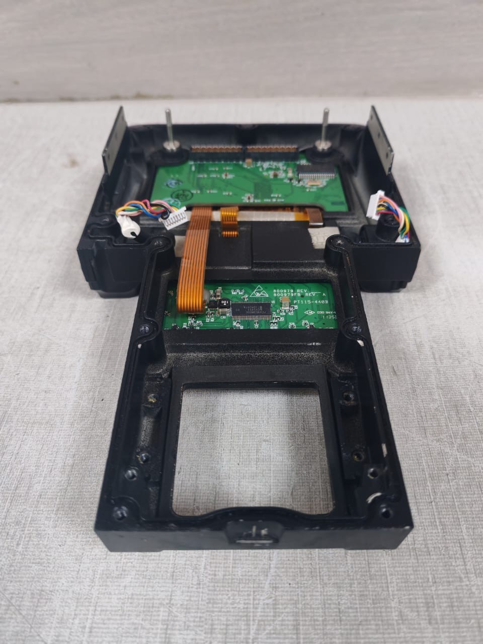 Crossmatch Technologies SEEK II CROSSMATCH TECHNOLOGIES SEEK II CONTROLLER'S SCREEN AND KEYPAD ONLY 8
